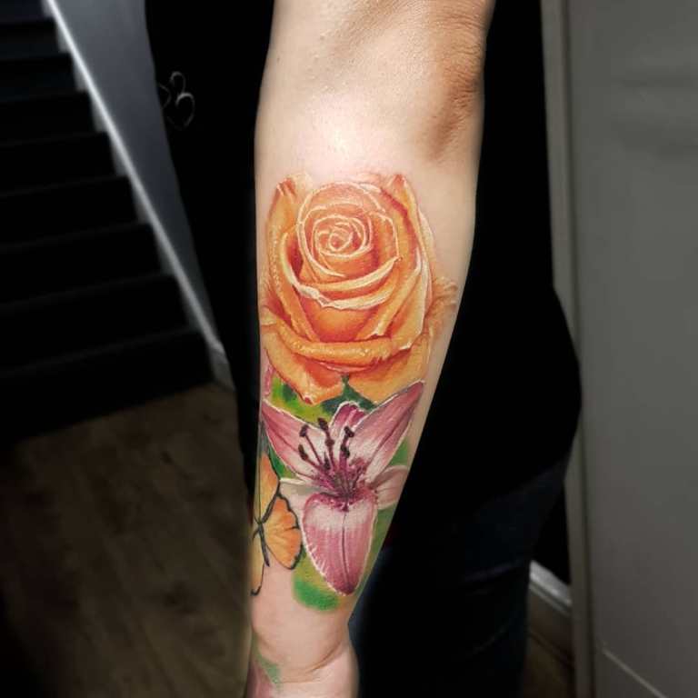 Роза и лилия