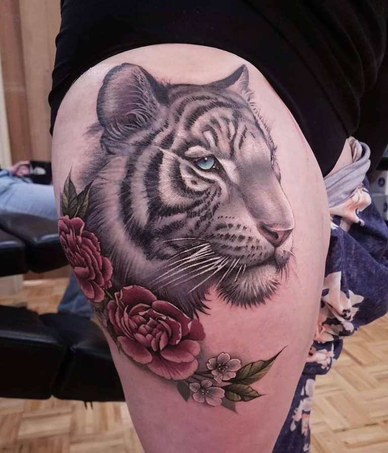 значение татуировки тигр