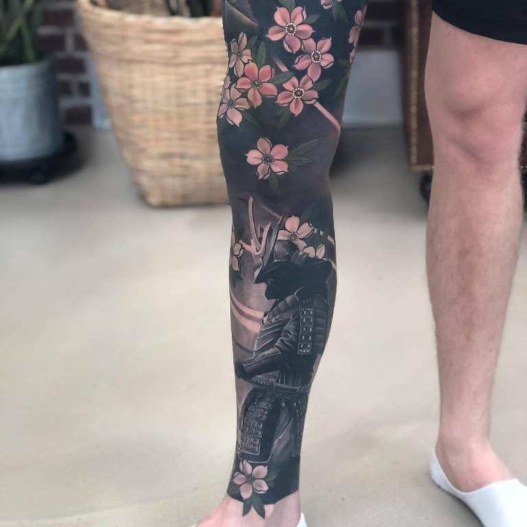 татуировка на ноге мужские