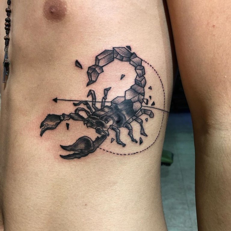 значение татуировки скорпион