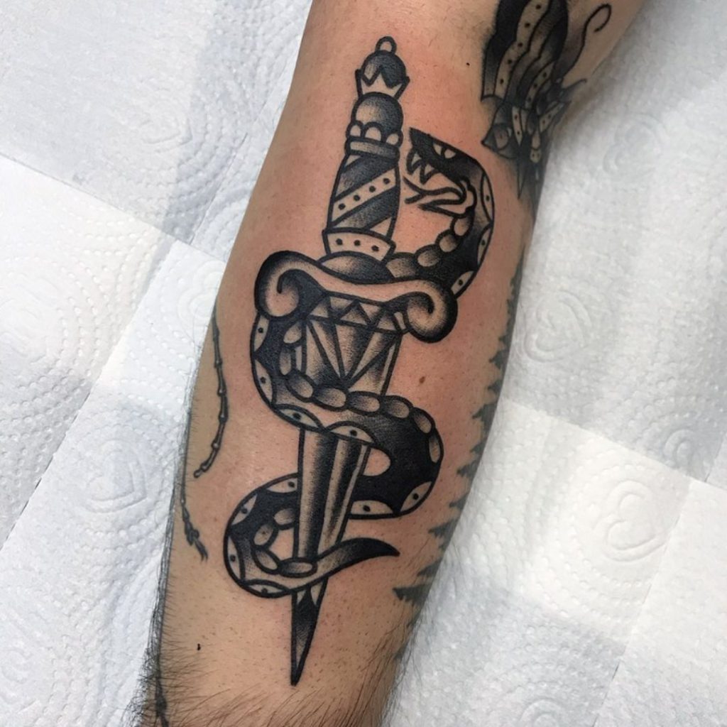татуировка змея значение на зоне