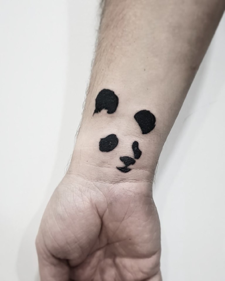 татуировка панды